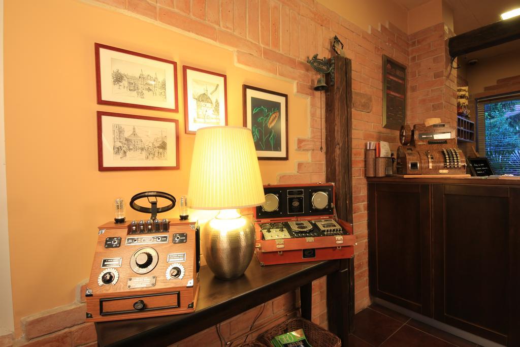 Bed and Breakfast Napraforgó Wellness Ház és Panzió Pécs Esterno foto