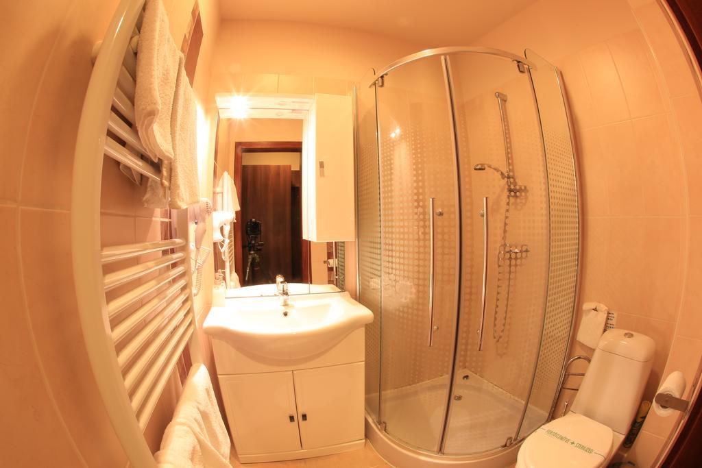 Bed and Breakfast Napraforgó Wellness Ház és Panzió Pécs Esterno foto